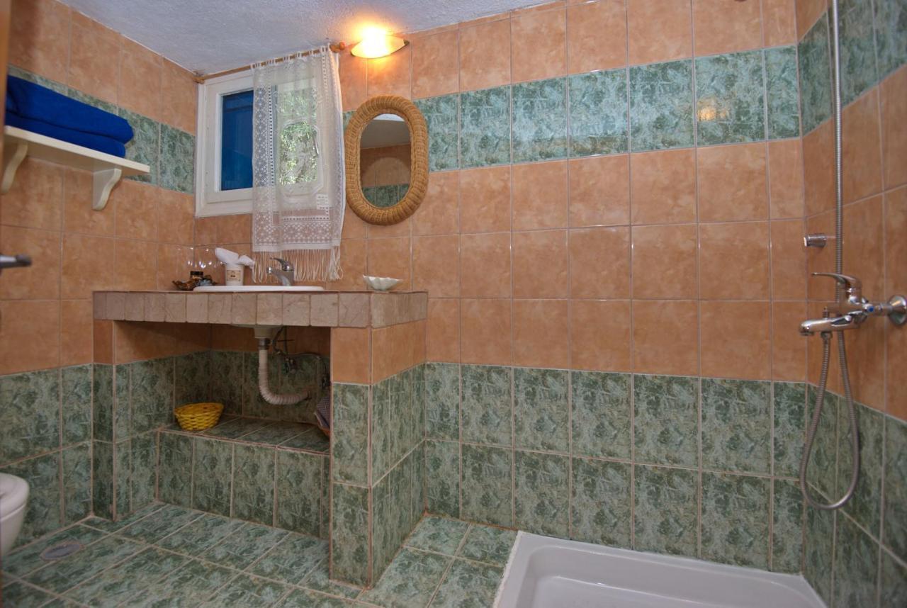Seahorse cottage Mourtero Esterno foto